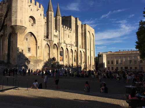 Festival d'Avignon 2017 : devant le palais des papes par gab113