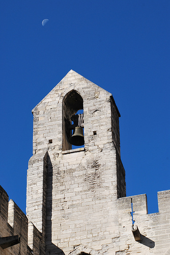 Clocher à Avignon (Vaucluse) par Luca & Patrizia 