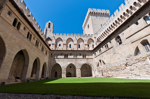 Cloître Benoît XII du Palais des Papes par Ferryfb