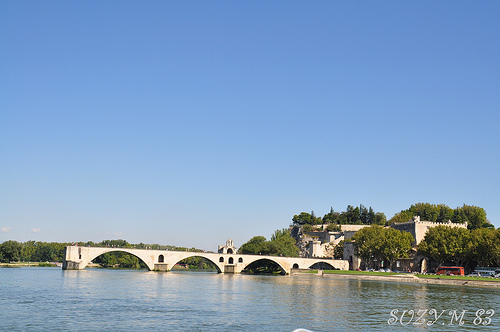 Sur le pont d'Avignon par SUZY.M 83