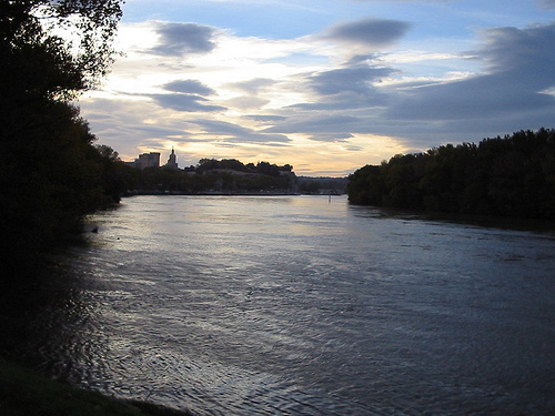 Le Rhône et le Palais des Papes @ sunset by Hélène_D