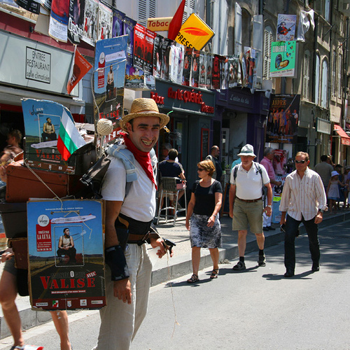 Promo pour le spectacle "Valise" au Festival d'Avignon par CouleurLavande.com