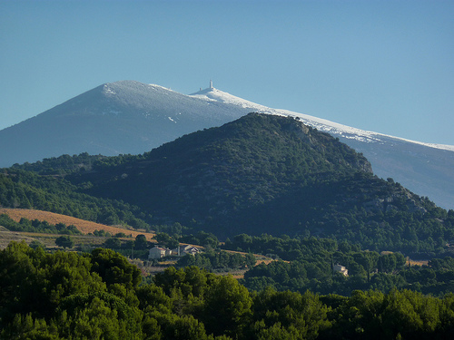 Mont-Ventoux depuis Beaumes de Venise by Toño del Barrio