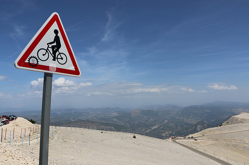 Sommet du Ventoux : attention aux vélos ! par gab113
