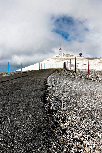 Sommet du Mont-Ventoux enneigé par p&m02