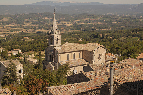 Clocher et toits de Bonnieux par Lio_stin