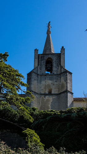 Ancienne église de Bonnieux by Cpt_Love