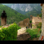 Brantes au pied du Ventoux par Alain Cachat - Brantes 84390 Vaucluse Provence France