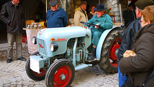 Tracteur ancien by france pierre26