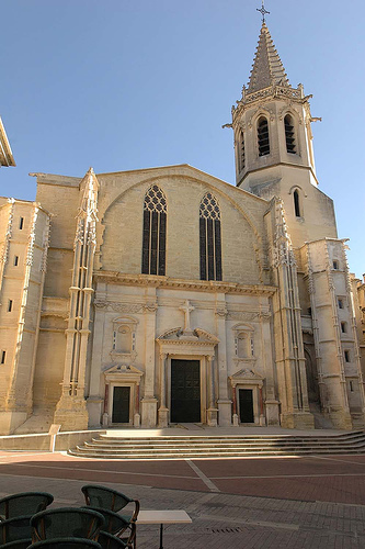 Cathédrale Saint-Siffrein de Carpentras by manufrakass