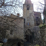 Village de Crestet - Ramifications par Sam Nimitz - Crestet 84110 Vaucluse Provence France