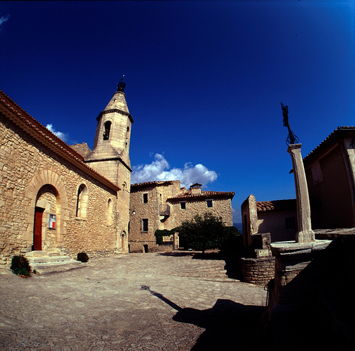 Place de l'Eglise by schoeband