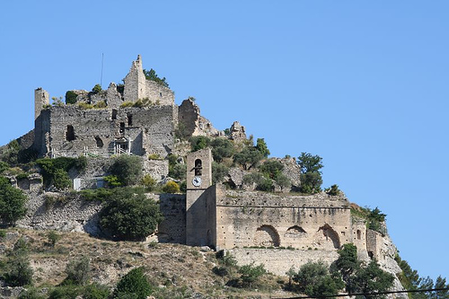 Entrechaux : ruines du château par DrBartje