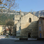 Le village de Fontaine de Vaucluse par Cilions - Fontaine de Vaucluse 84800 Vaucluse Provence France