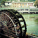 Fontaine de Vaucluse et la Sorgue par claude.attard.bezzina - Fontaine de Vaucluse 84800 Vaucluse Provence France