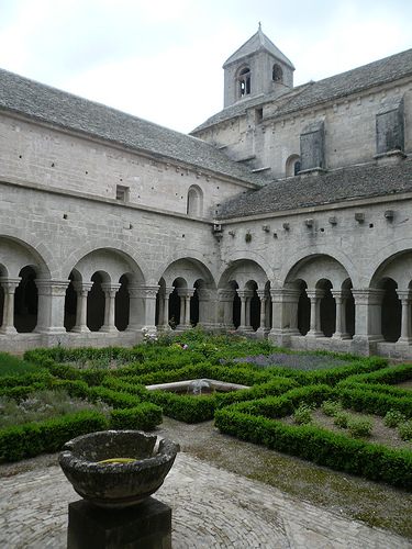 Abbaye Notre-Dame de Sénanque by gab113