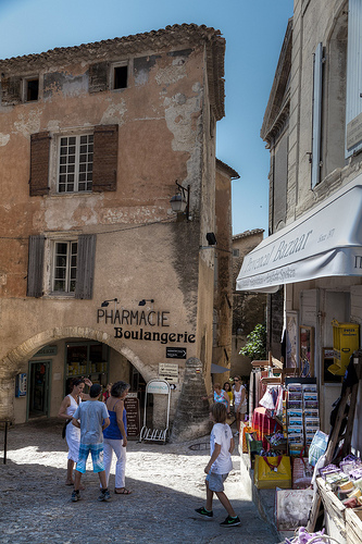 Dans les rues de Gordes par Patrick Car