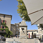 Place du village et fontaine de Gordes by Massimo Battesini - Gordes 84220 Vaucluse Provence France