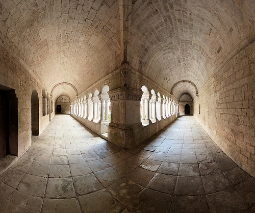 Cloister corner, Senanque Abbaye by wessel-dijkstra