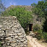 Bories près de Gordes par Klovovi - Gordes 84220 Vaucluse Provence France