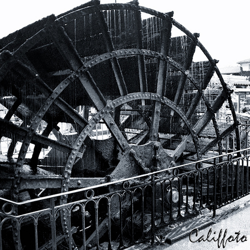 Roue à aube de L'Isle sur La Sorgue par Califfoto