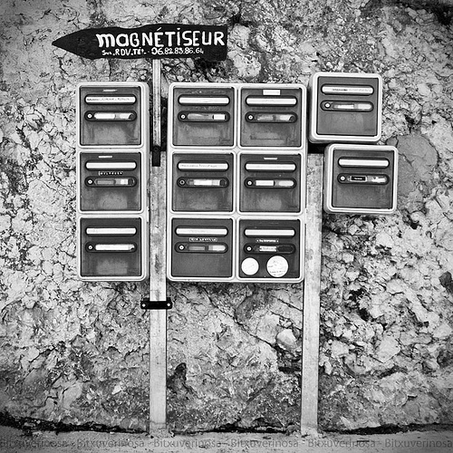 Magnétiseur ou bonnes nouvelles par la poste by Bitxuverinosa