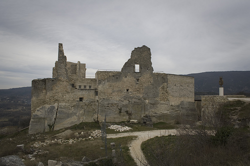 Ruine du Château du Marquis de Sade à Lacoste par cpqs