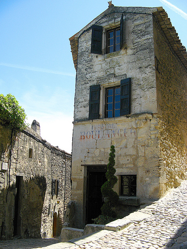 Ancien Boulanger - Dans les ruelles de Lacoste par myvalleylil1