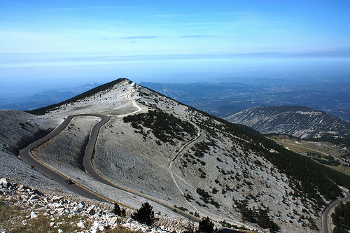 The road from Malaucène by Sokleine