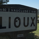 Vaucluse : entrée de Lioux par michel.seguret - Lioux 84220 Vaucluse Provence France