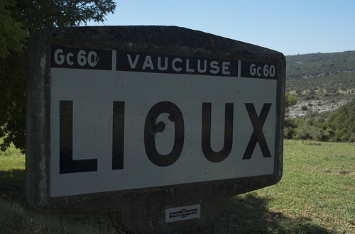 Vaucluse : entrée de Lioux par michel.seguret