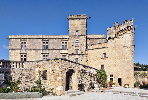 Le Château de Lourmarin / Lourmarin castle par philhaber