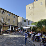 Rue piétonne à Lourmarin par Massimo Battesini - Lourmarin 84160 Vaucluse Provence France