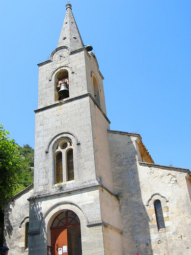 Eglise Saint-Pierre de Monieux by minou*