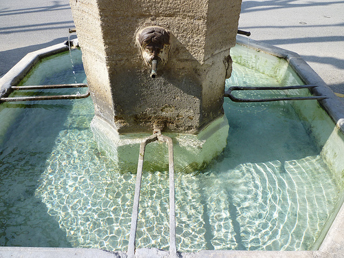 Fontaine de Mormoiron by gab113
