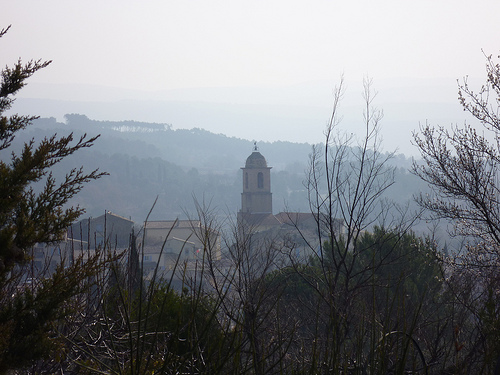 Clocher et brume matinale par gab113