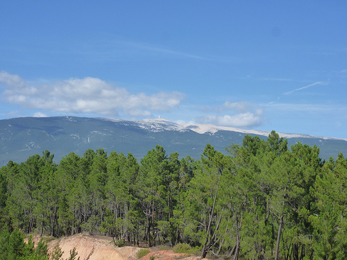 Vue sur le Mont-Ventoux depuis la carrière de Mormoiron par gab113