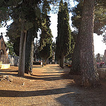 Cimetière de Villes-sur-Auzon à la Toussaint by gab113 - Villes sur Auzon 84570 Vaucluse Provence France