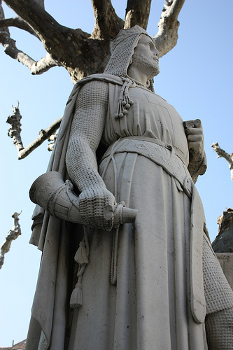 Statue de Raimbaud II d'Orange par Cilions