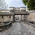 Porte Notre-Dame à Pernes les Fontaines par Philippe Ampe - Pernes les Fontaines 84210 Vaucluse Provence France