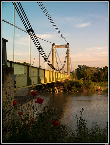 Pont de Pertuis au dessus de la Durance par Alain Taillandier