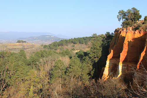 Falaises d'ocre de Roussillon by gab113