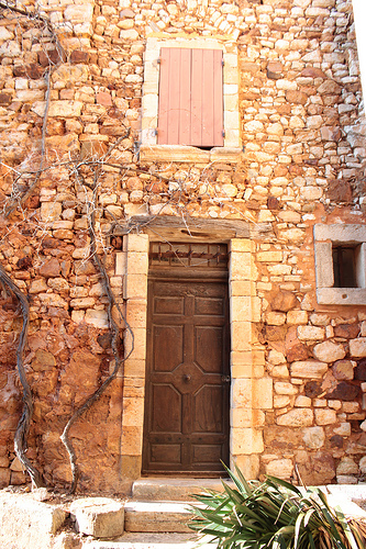 Maison de pierres à Roussillon by gab113