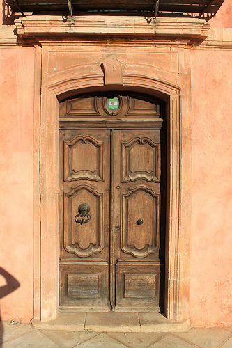 Porte d'une maison à Roussillon par gab113