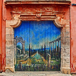 Door : Mural in the streets par strawberrylee - Roussillon 84220 Vaucluse Provence France