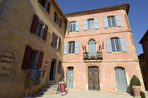 Mairie de Roussillon par Massimo Battesini