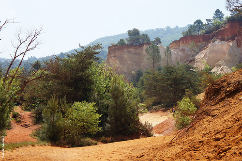 Colorado Provençal à Rustrel by sabinelacombe