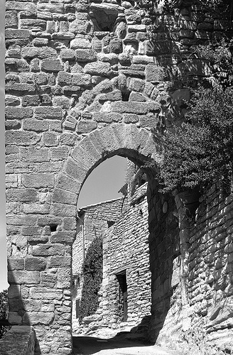 Saignon - le village tout en pierre par pizzichiniclaudio