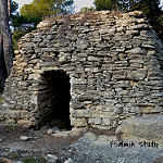 Une borie à Saumane de Vaucluse - Cabane en pierre par johnslides//199 - Saumane de Vaucluse 84800 Vaucluse Provence France