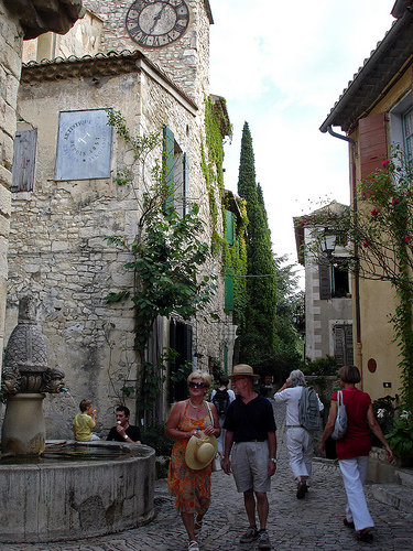 Place du village - Séguret par cpqs